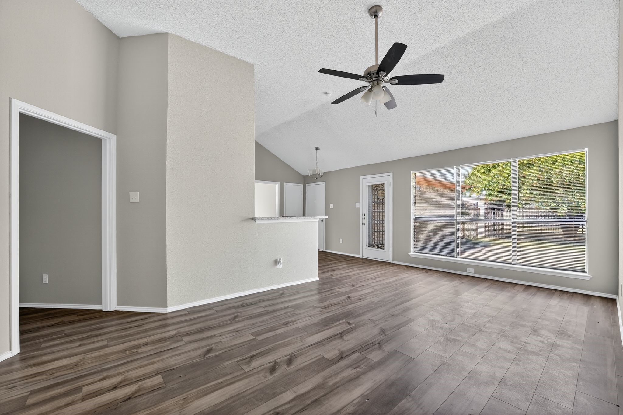 904 Breckenridge Drive Desoto TX 75115