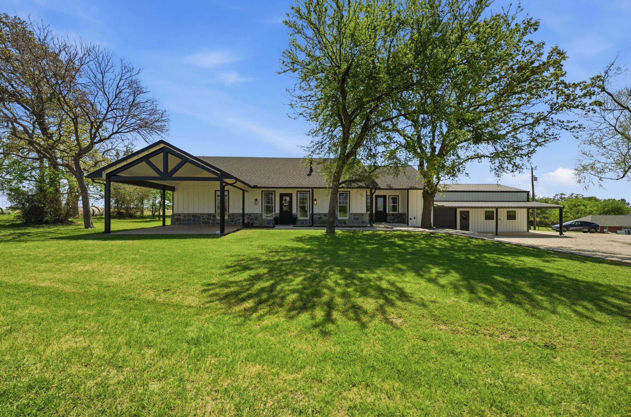 5480 New Hope Road Aubrey TX 76227