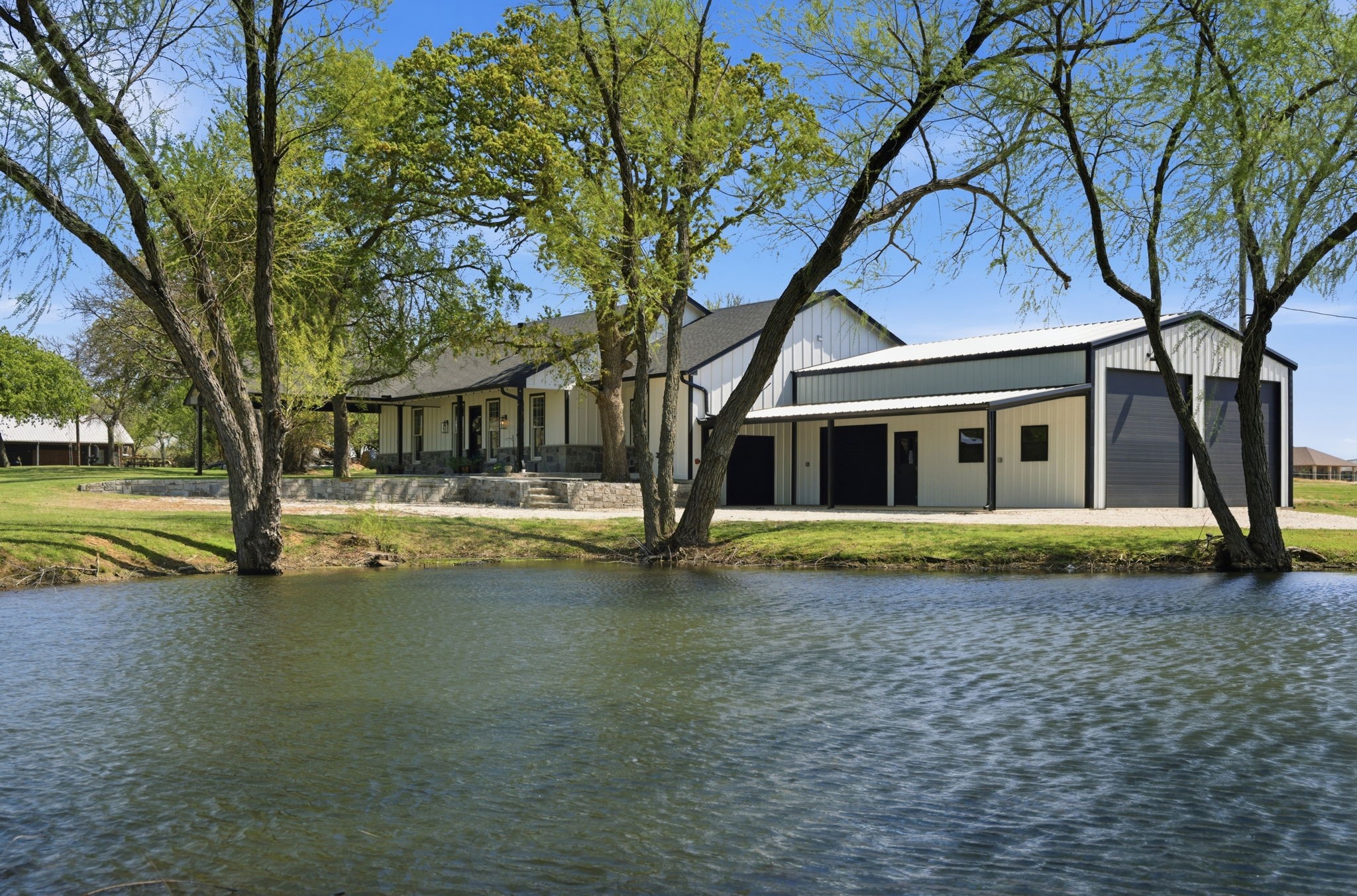 5480 New Hope Road Aubrey TX 76227