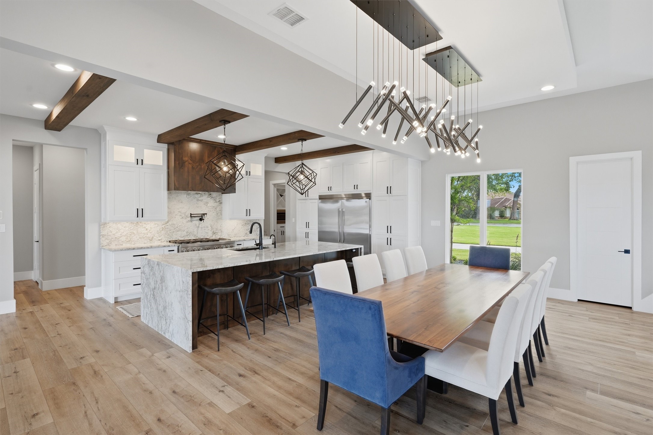1611 Monterey Bay Court Granbury TX 76048