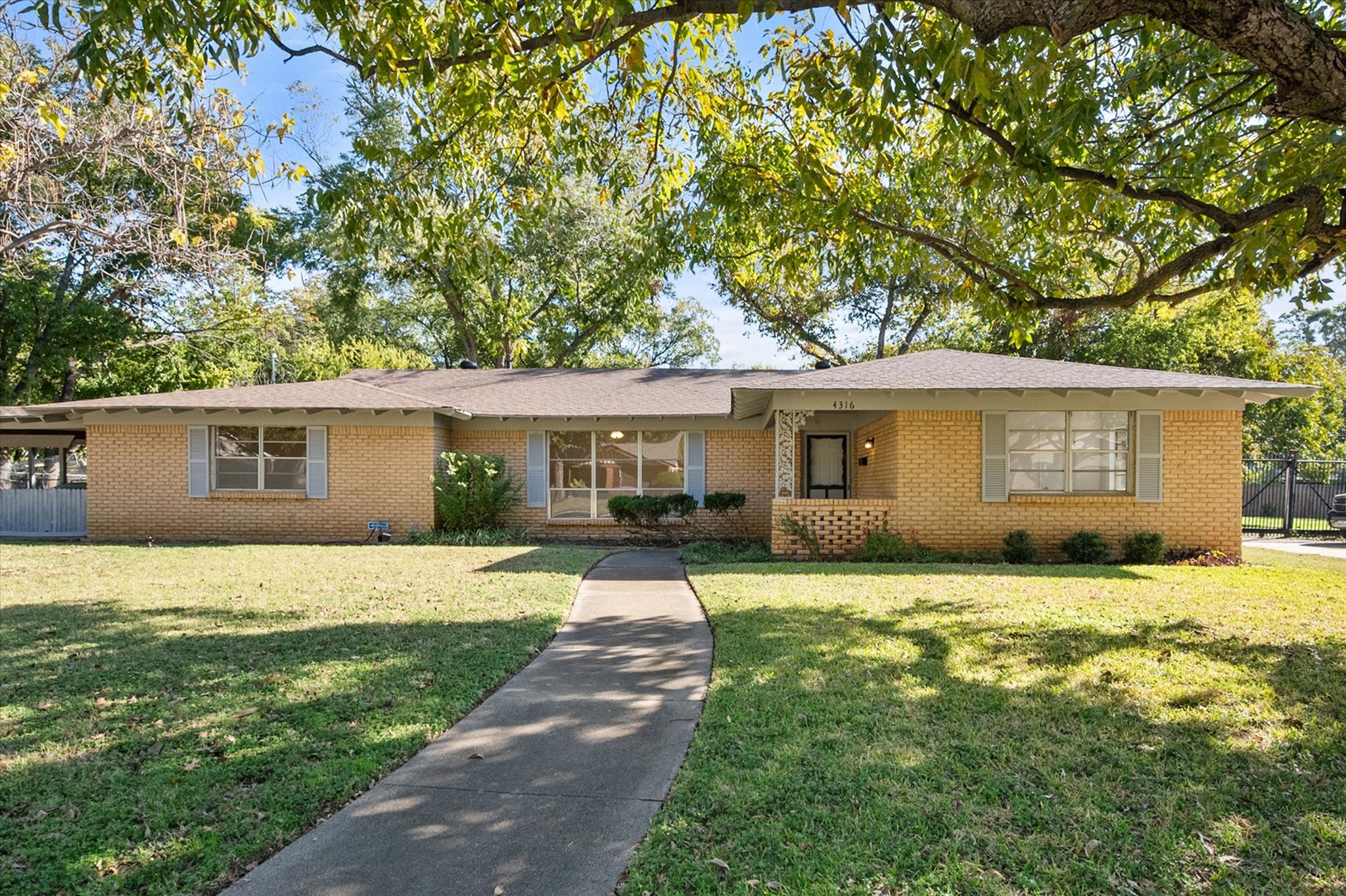 4316 Ashmore Drive North Richland Hills TX 76180