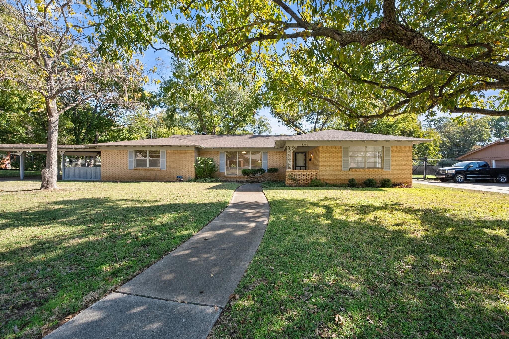 4316 Ashmore Drive North Richland Hills TX 76180