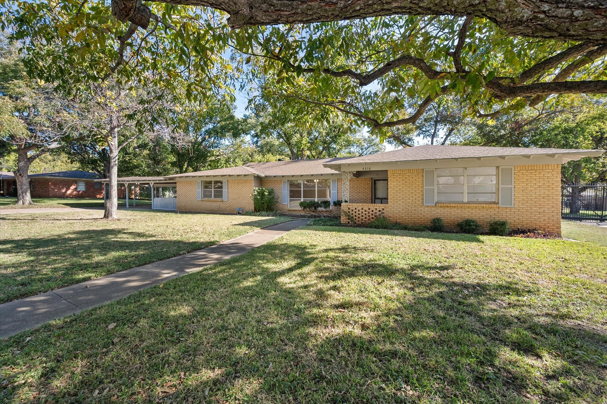 4316 Ashmore Drive North Richland Hills TX 76180