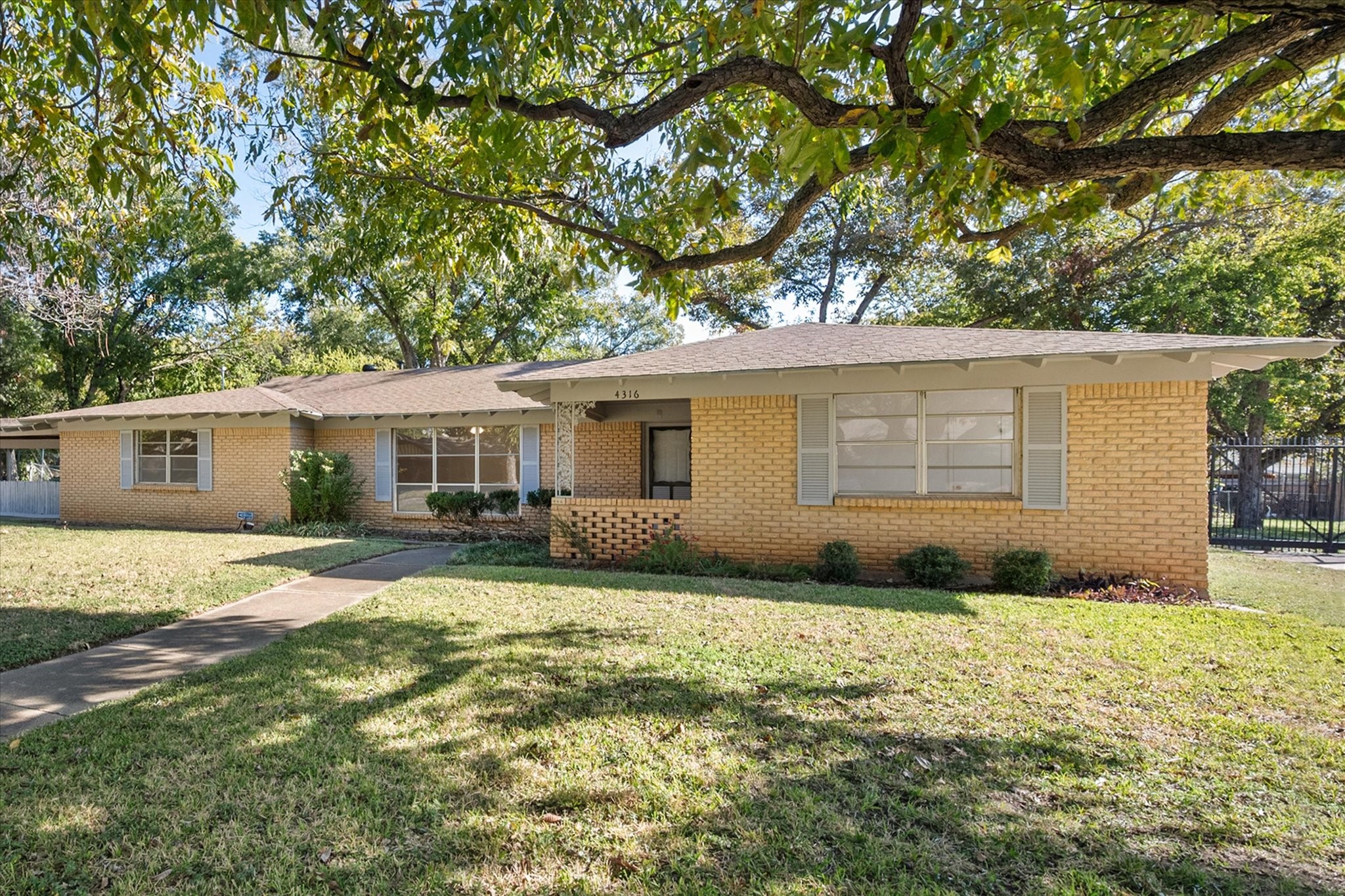 4316 Ashmore Drive North Richland Hills TX 76180