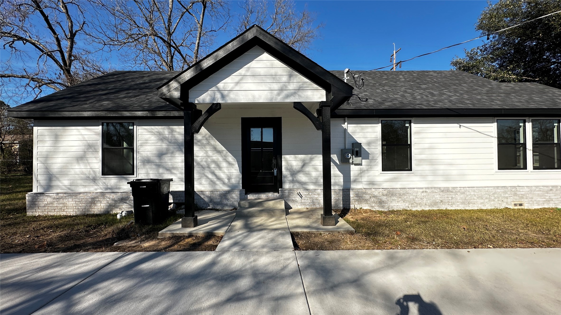 411 N Waldrip Street Grand Saline TX 75140