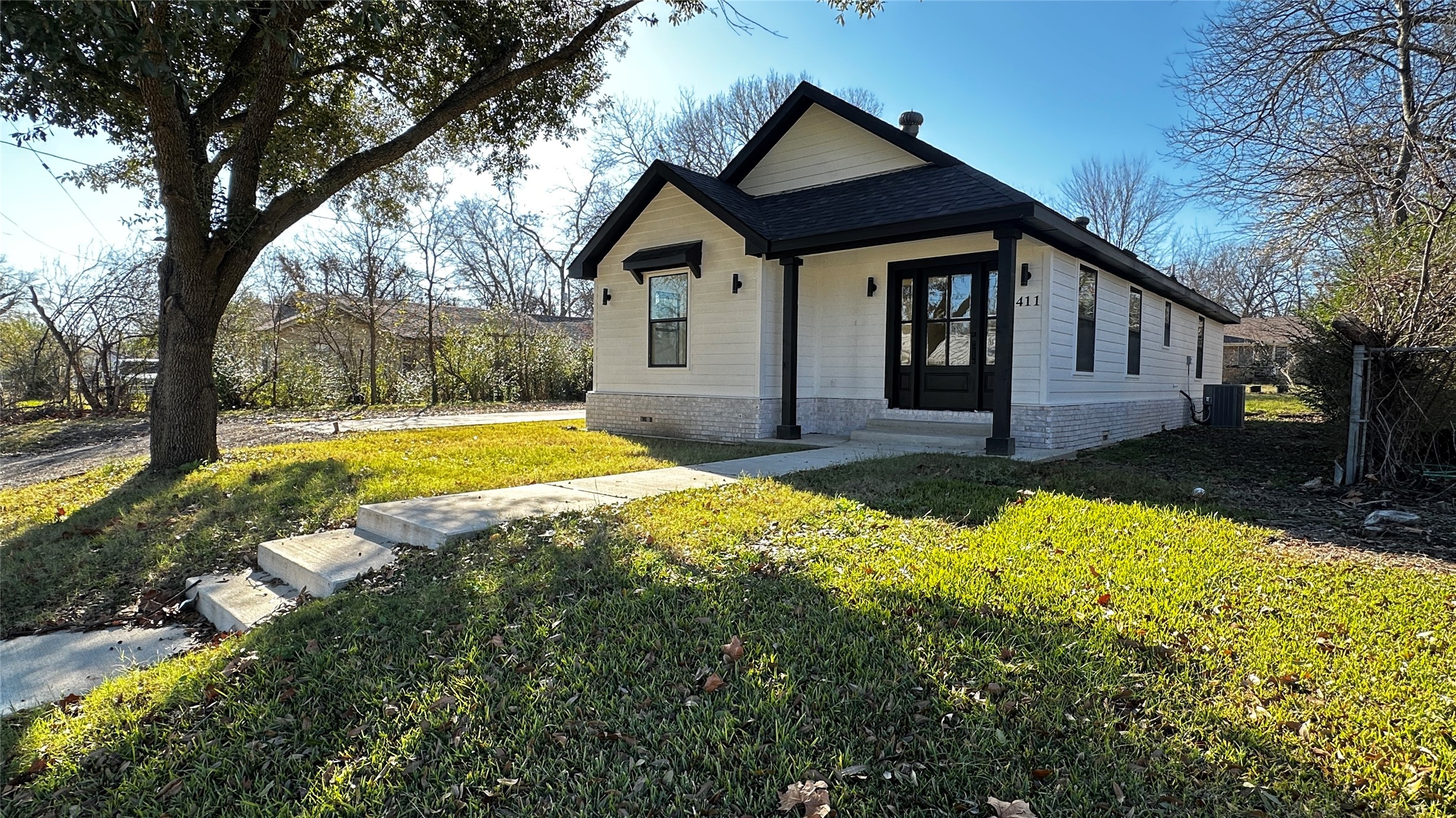 411 N Waldrip Street Grand Saline TX 75140
