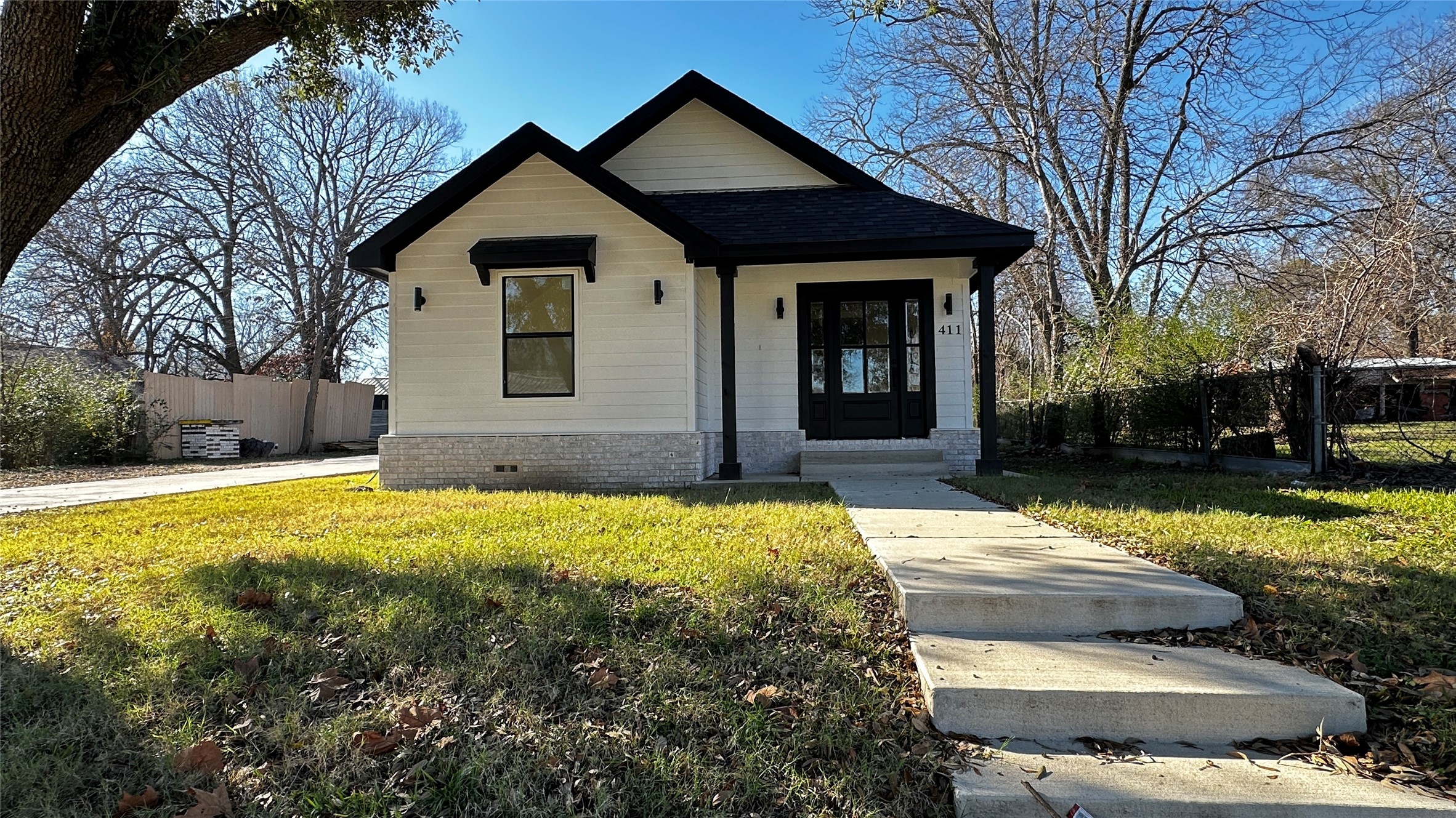 411 N Waldrip Street Grand Saline TX 75140