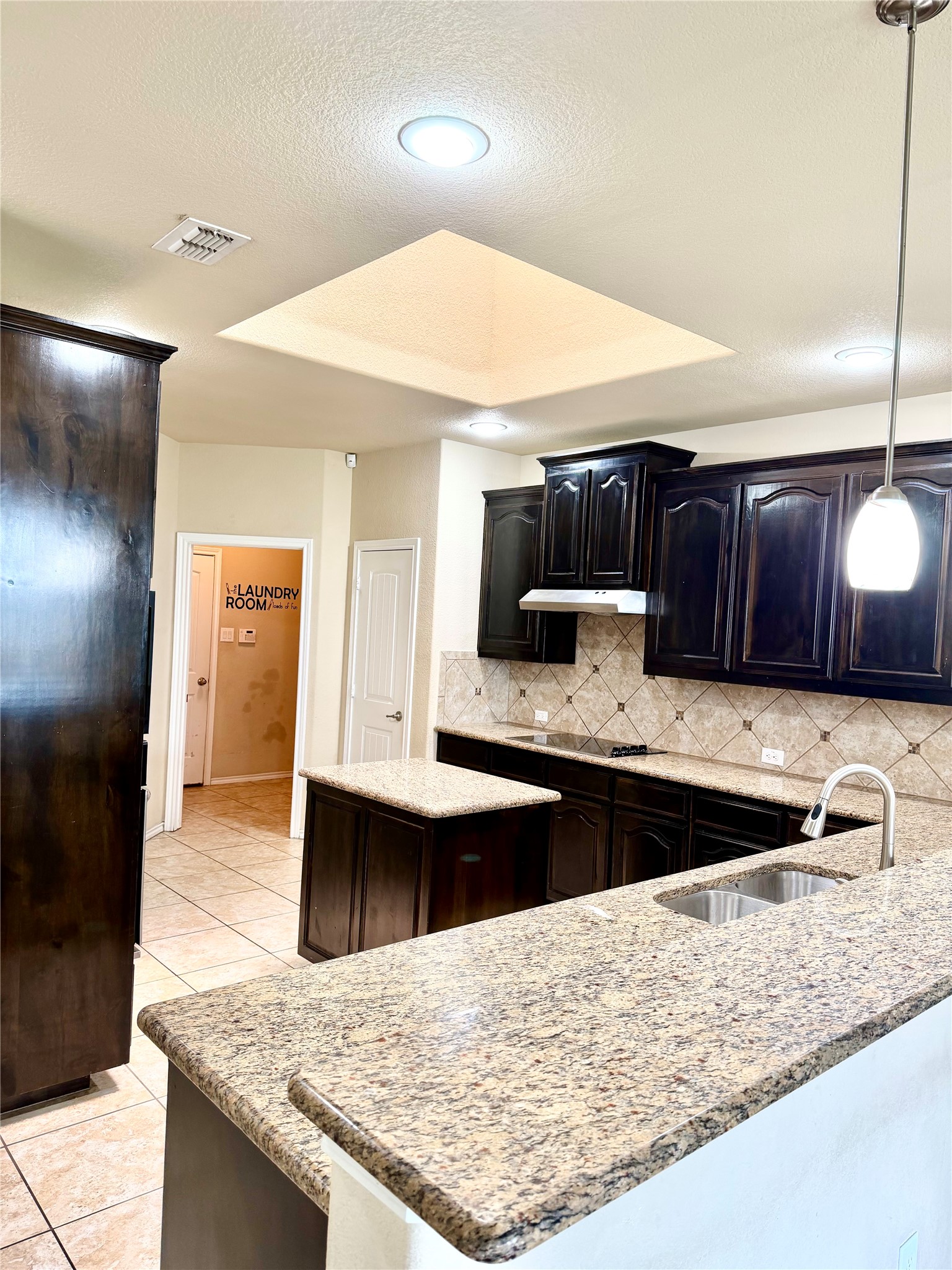 1104 Crest Ridge Drive Glenn Heights TX 75154
