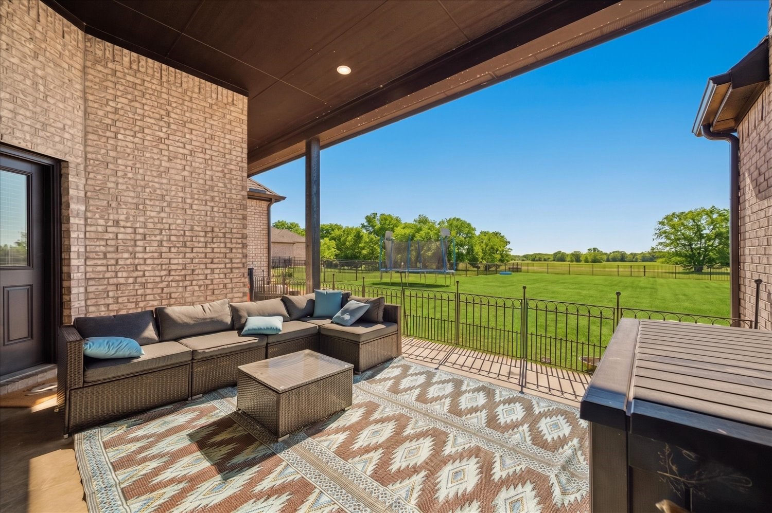 8125 Honeywell Avenue Greenville TX 75402