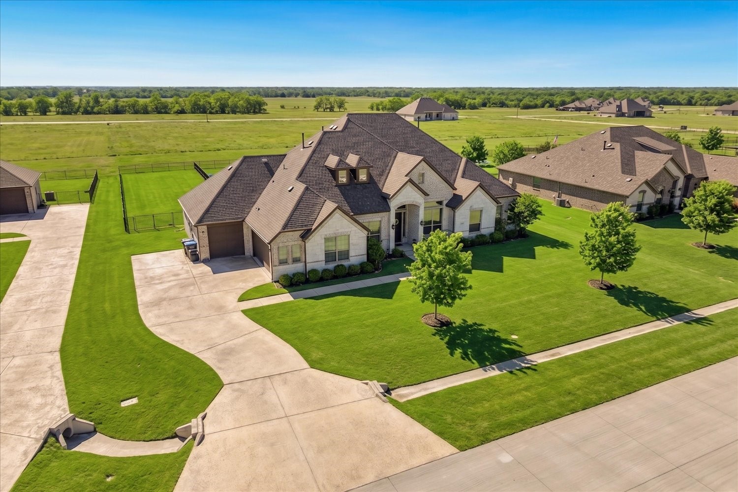 8125 Honeywell Avenue Greenville TX 75402