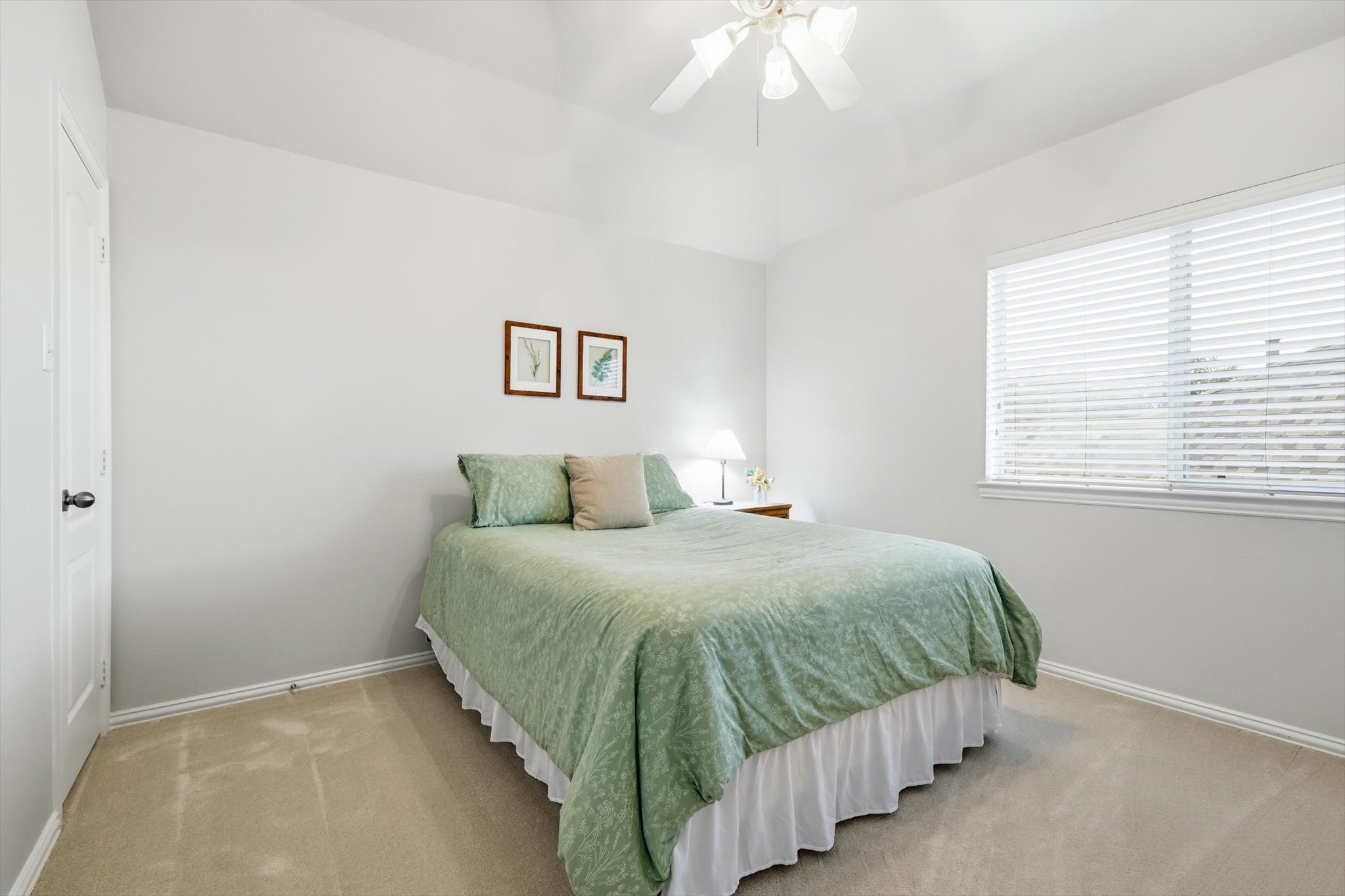 8321 Marsh Street Lantana TX 76226