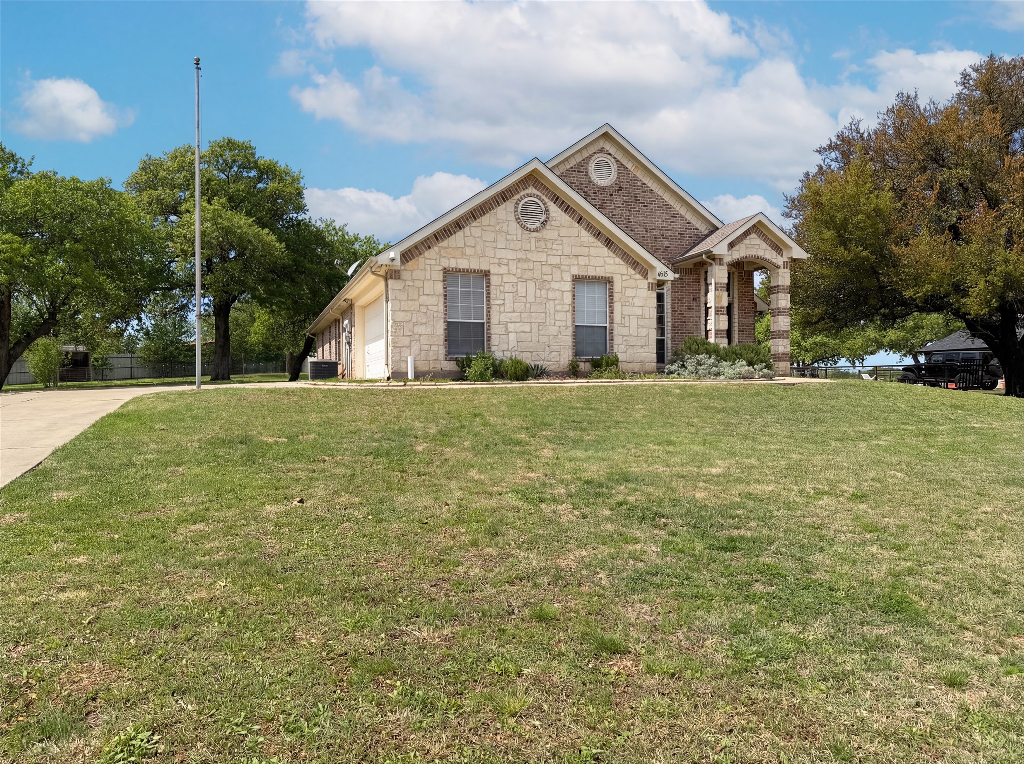 416 Fossil Rock Drive Azle TX 76020