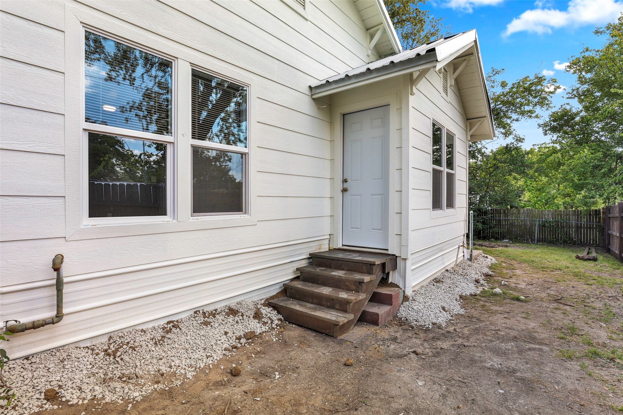 1005 N Neal Street Commerce TX 75428