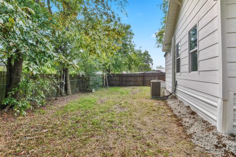 1005 N Neal Street Commerce TX 75428