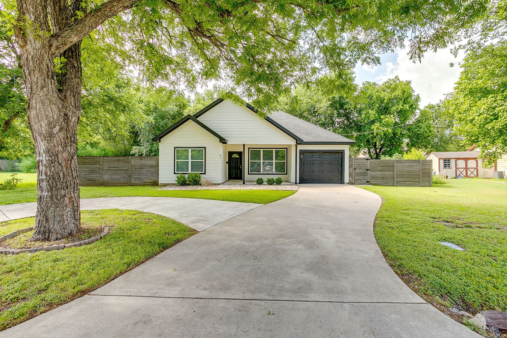 411 W Gould Street Hillsboro TX 76645