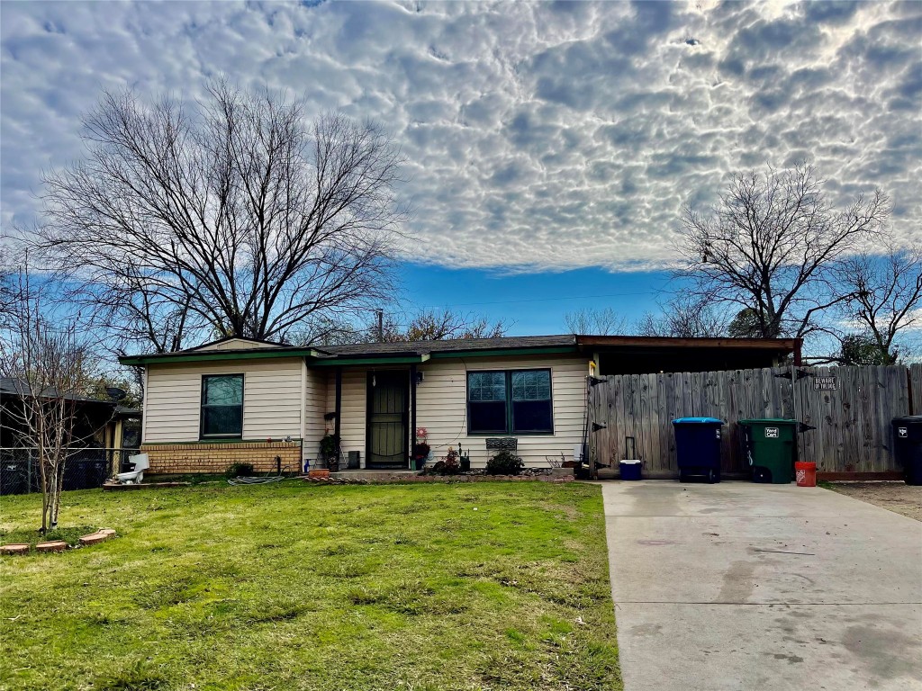 6032 Rickenbacker Place Fort Worth TX 76112