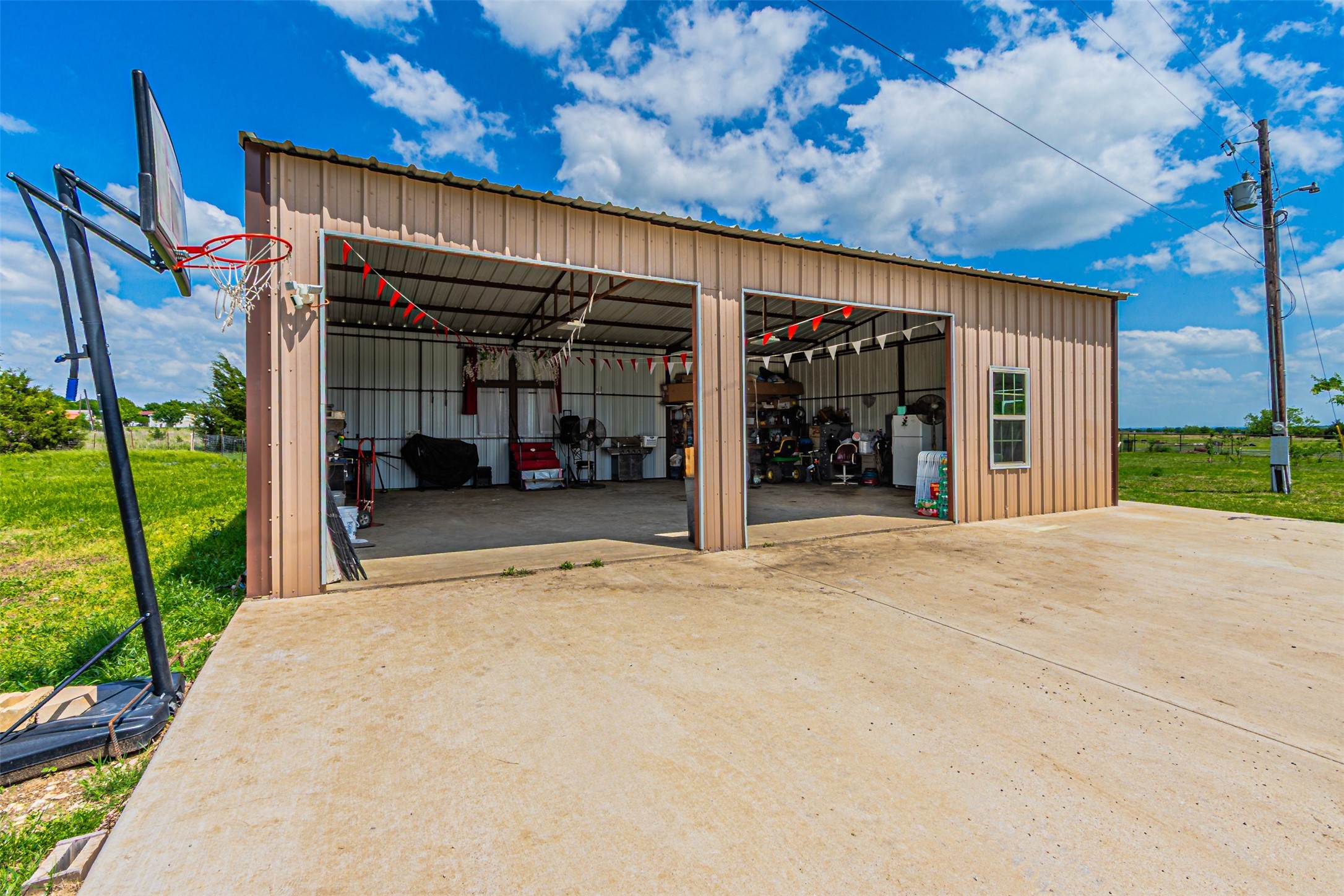 5032 County Road 212 Alvarado TX 76009