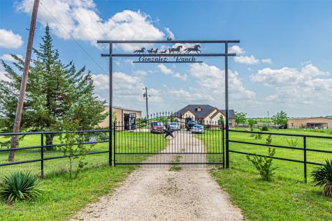 5032 County Road 212 Alvarado TX 76009
