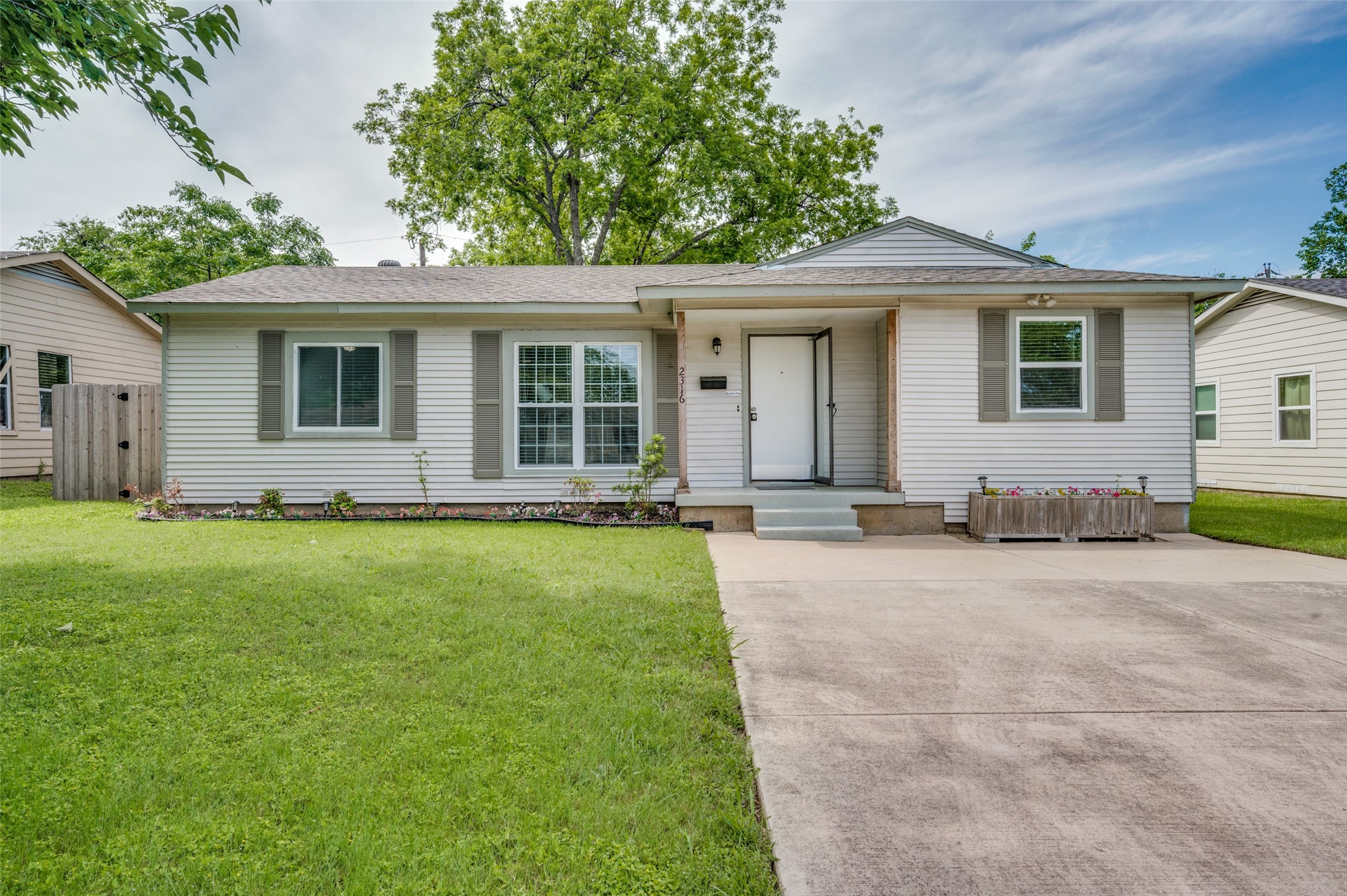 2316 Cunningham Street Irving TX 75062