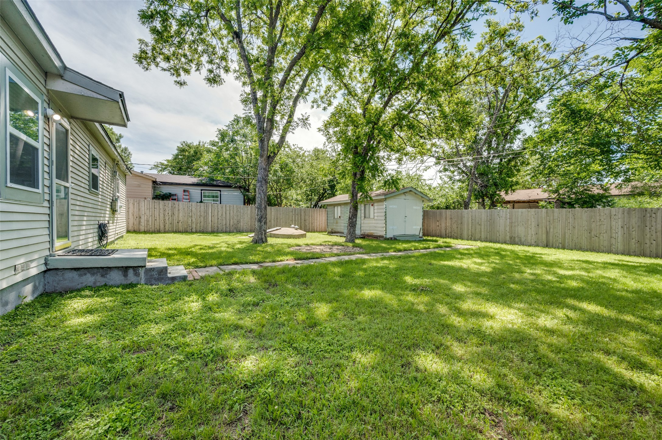 2316 Cunningham Street Irving TX 75062