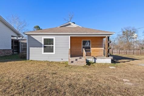 202 Gregg Street Mount Vernon TX 75457