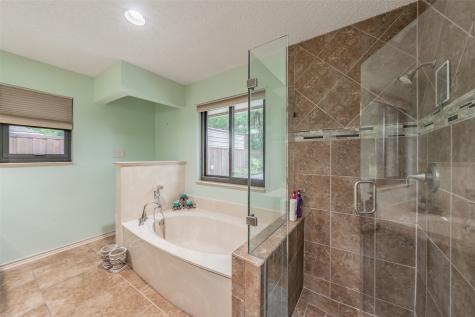 7525 Woodhaven Drive North Richland Hills TX 76182