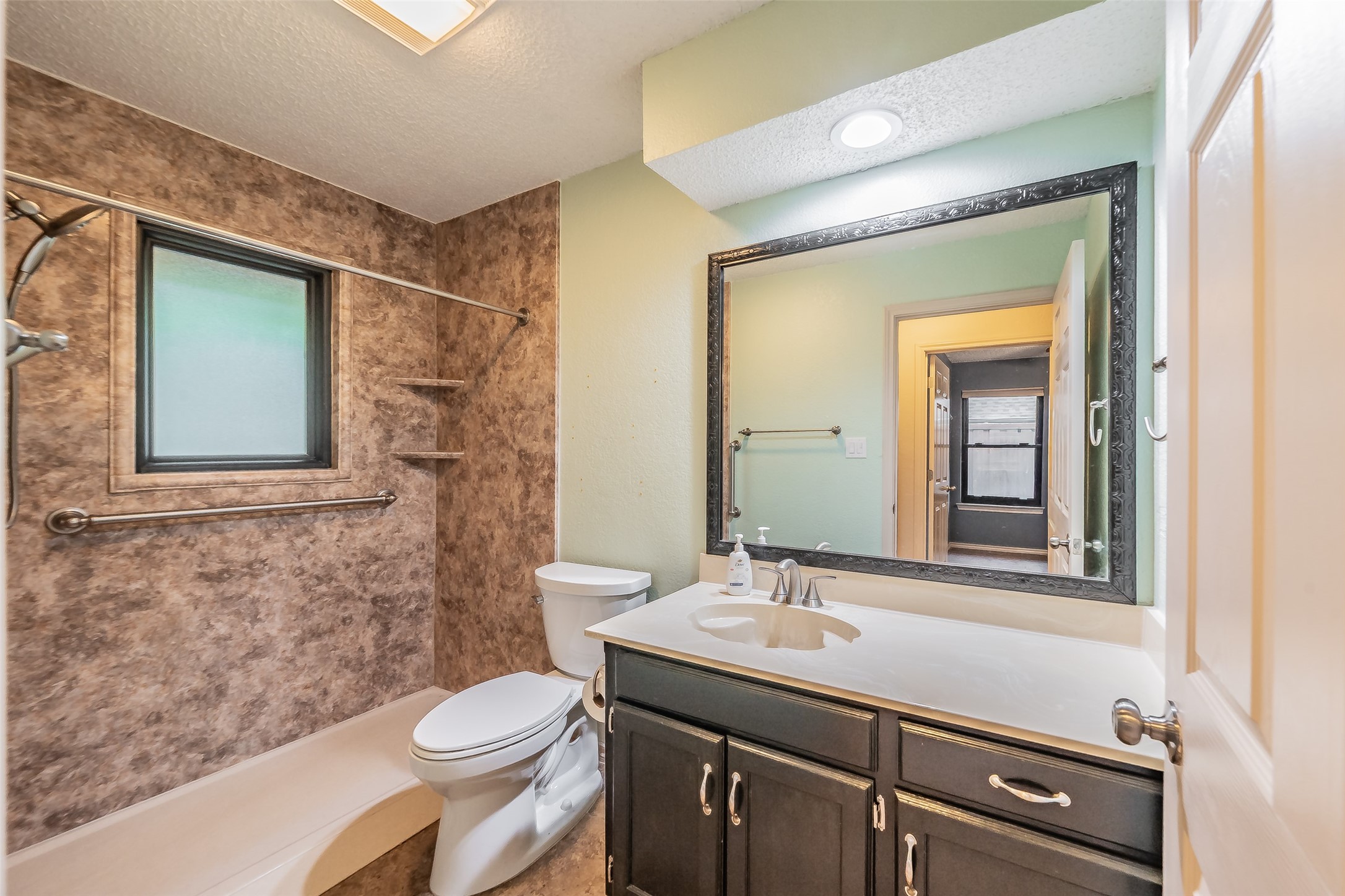 7525 Woodhaven Drive North Richland Hills TX 76182