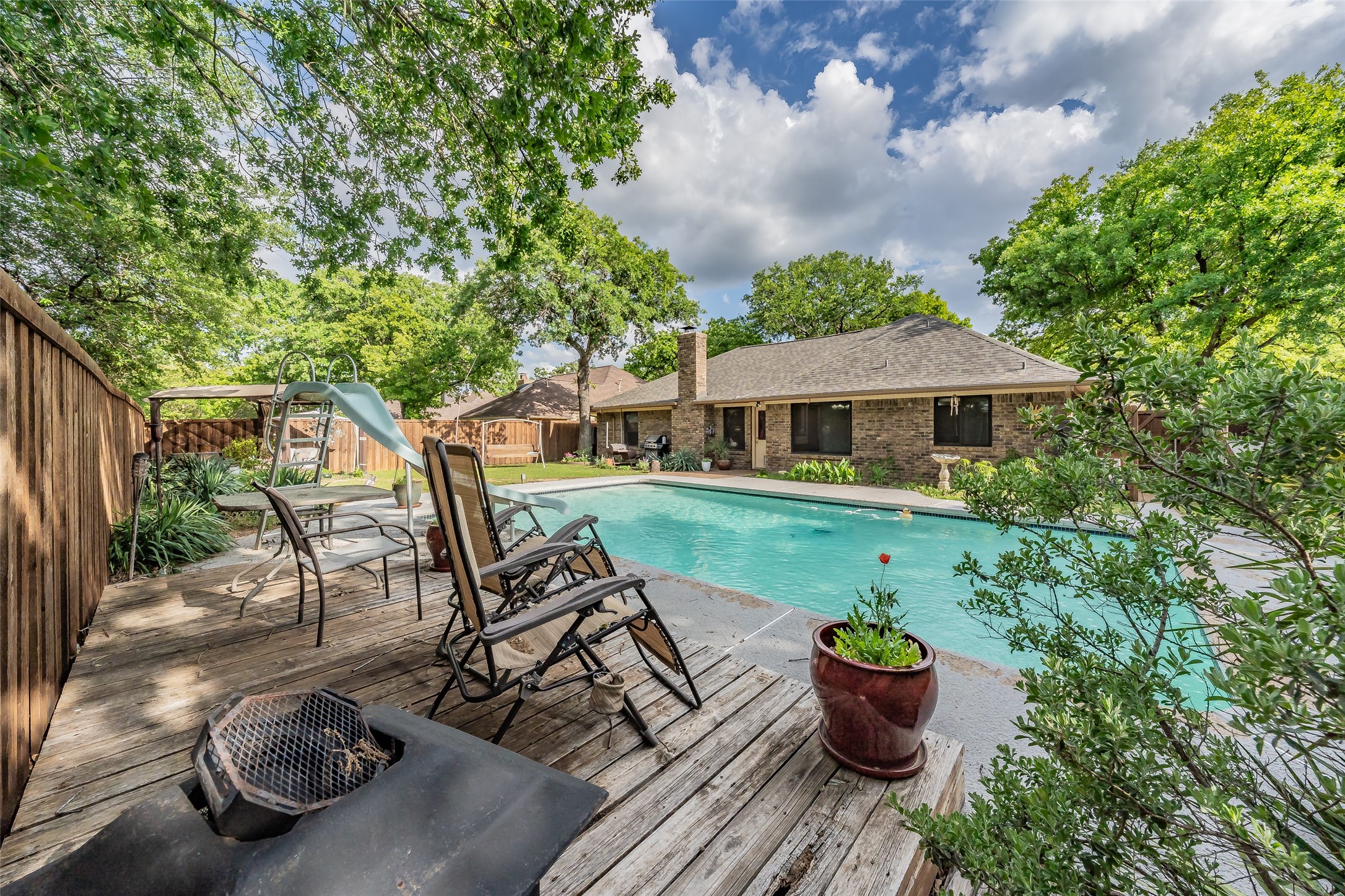7525 Woodhaven Drive North Richland Hills TX 76182