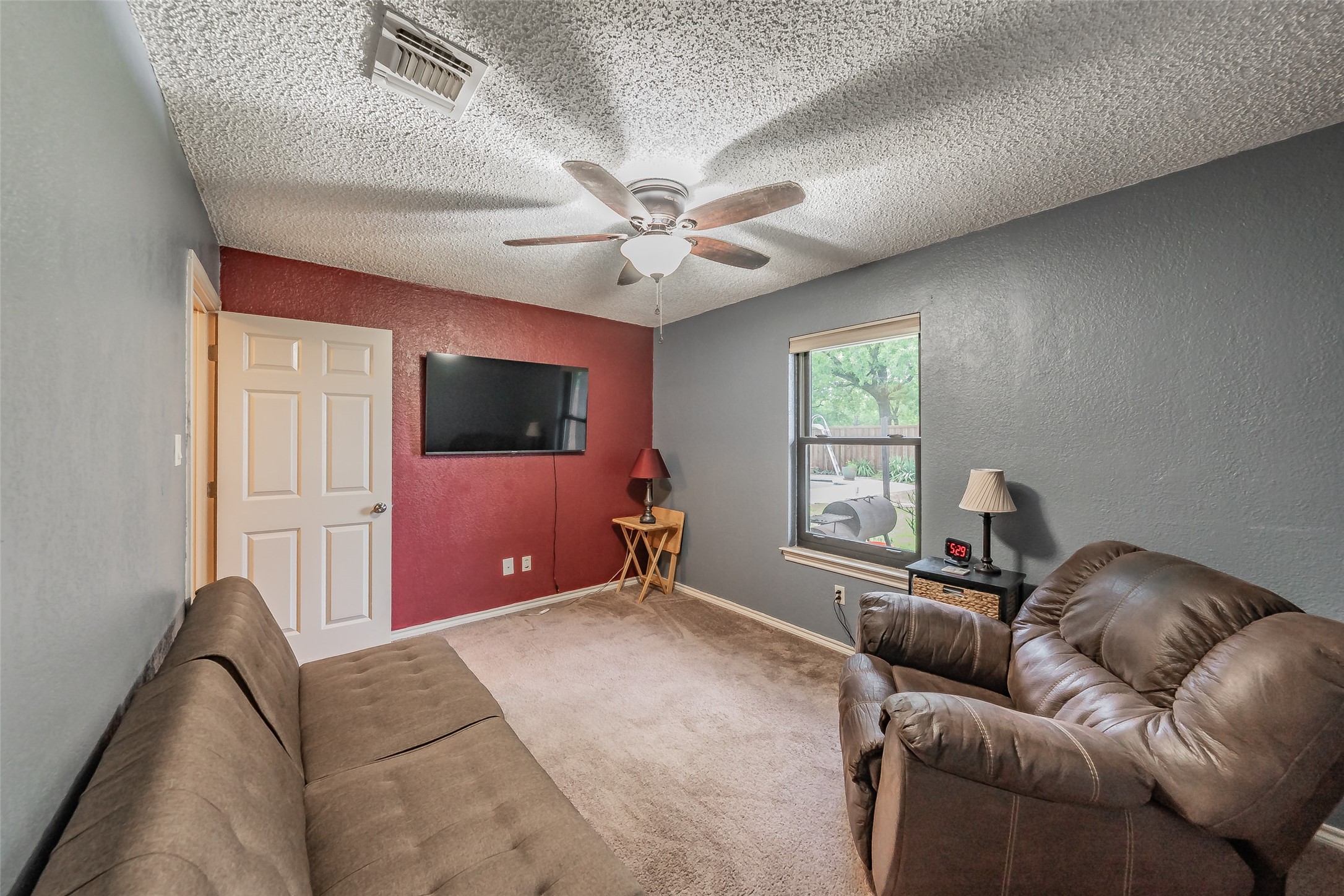 7525 Woodhaven Drive North Richland Hills TX 76182
