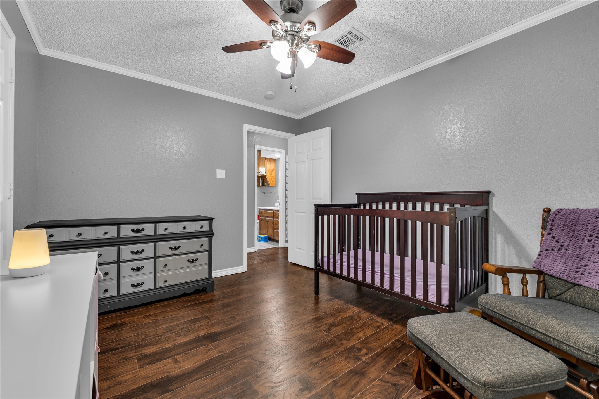232 Crescent Hewitt TX 76643