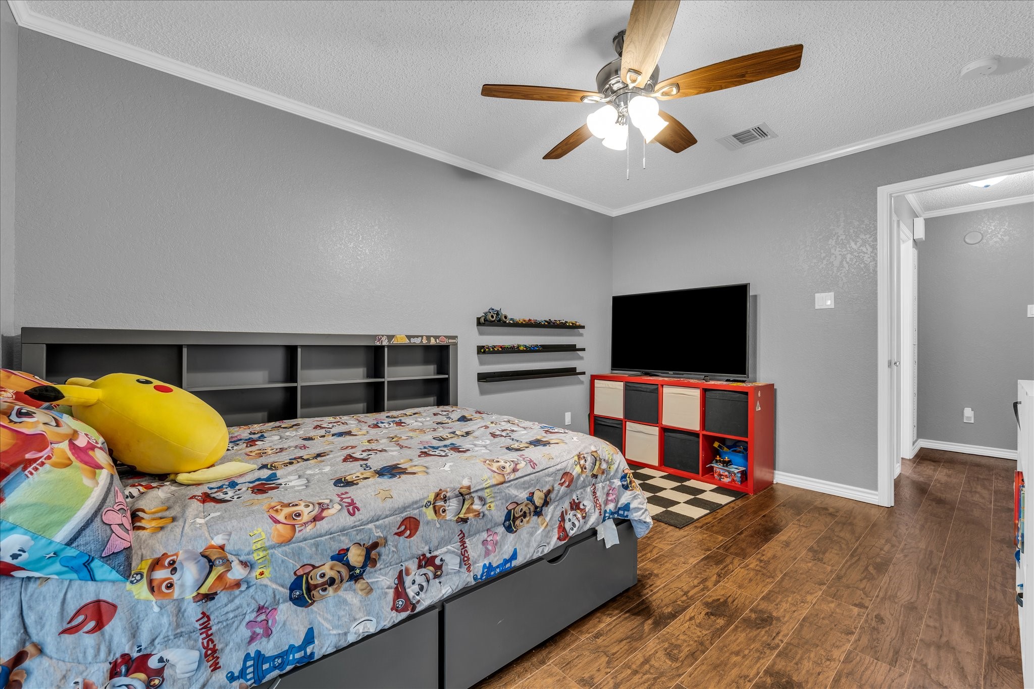232 Crescent Hewitt TX 76643