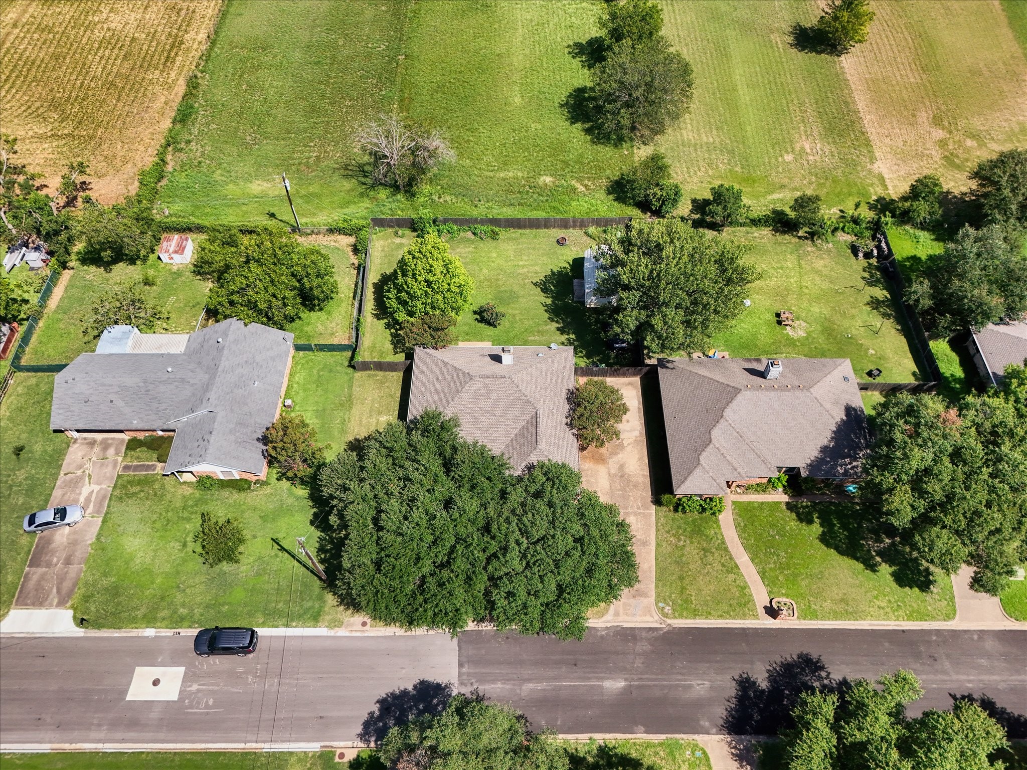 232 Crescent Hewitt TX 76643