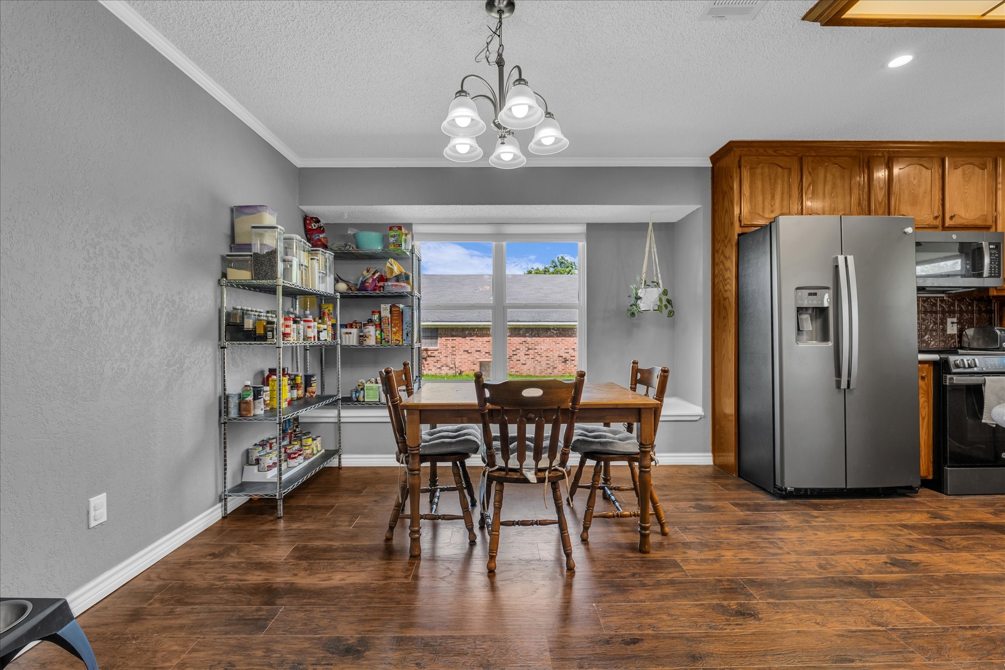 232 Crescent Hewitt TX 76643