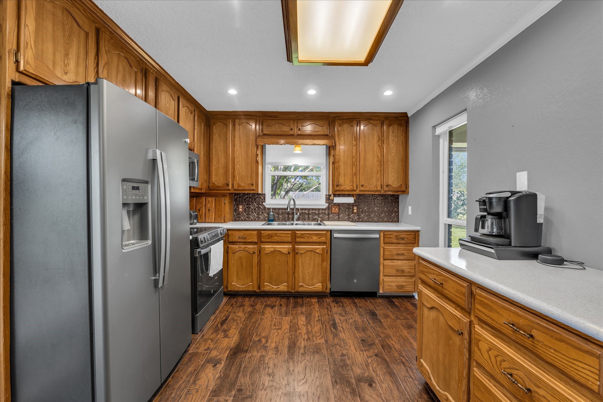 232 Crescent Hewitt TX 76643