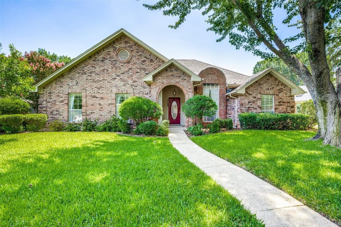 5105 Kee Brook Drive Arlington TX 76017