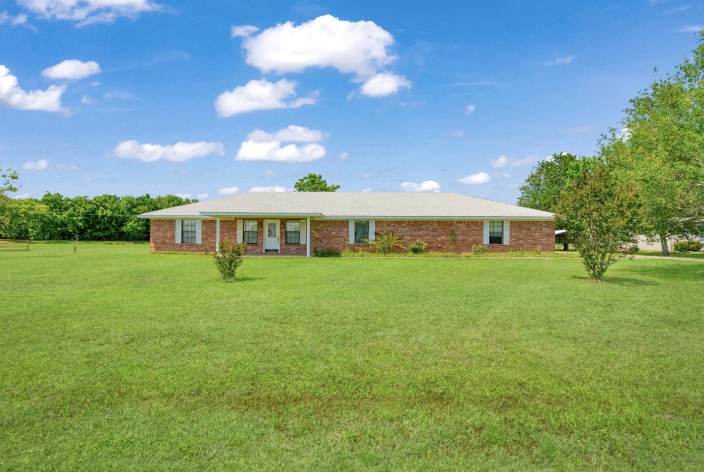 152 County Road 32250 Sumner TX 75486