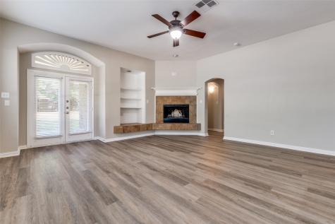 4742 Coyote Trail Dallas TX 75227