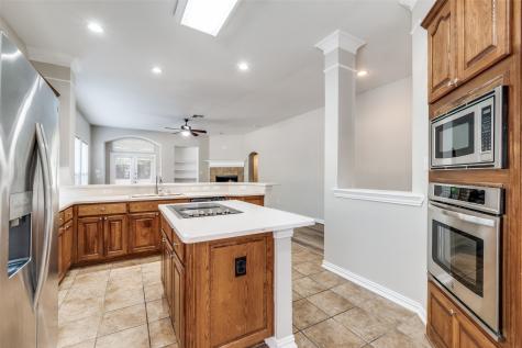 4742 Coyote Trail Dallas TX 75227