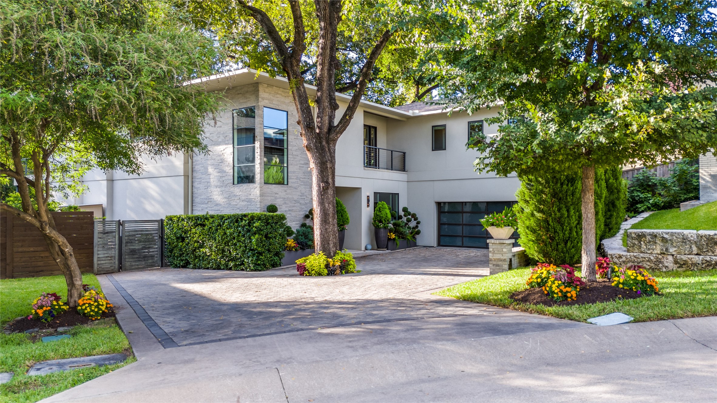645 Kessler Reserve Court Dallas TX 75208