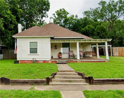 704 N Magnolia Avenue Hubbard TX 76648