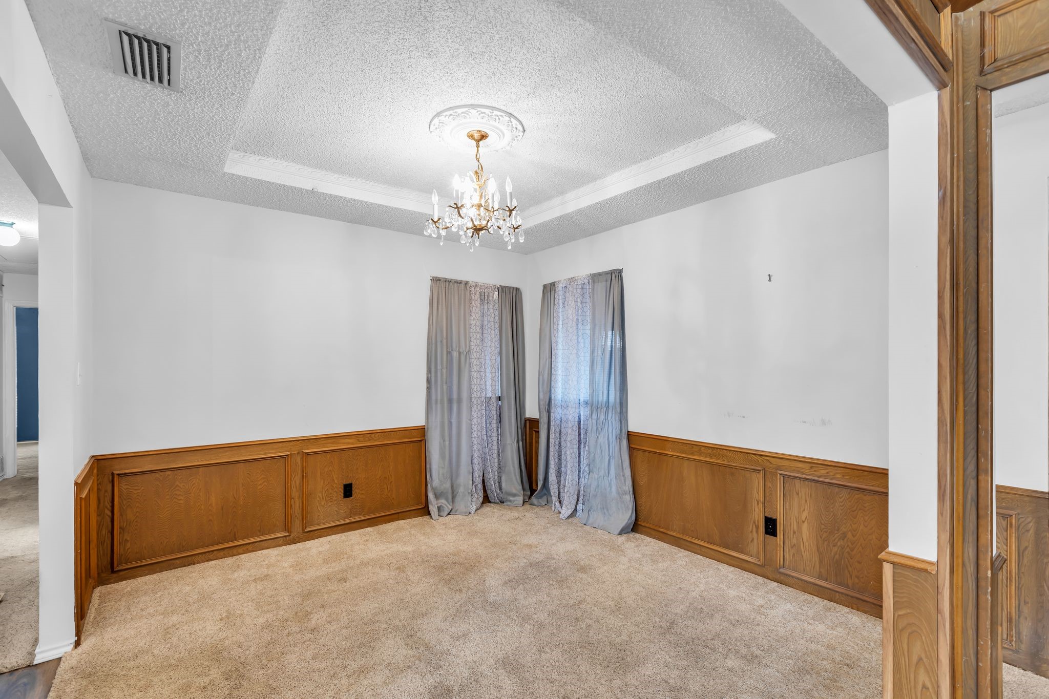 609 Kingsbridge Drive Garland TX 75040