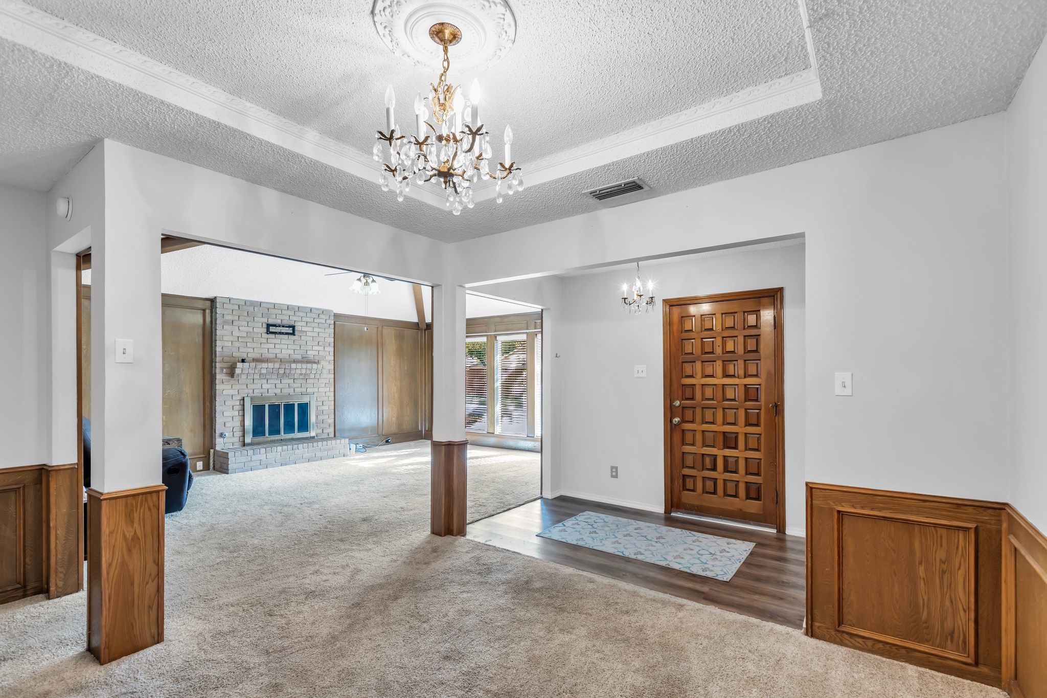 609 Kingsbridge Drive Garland TX 75040