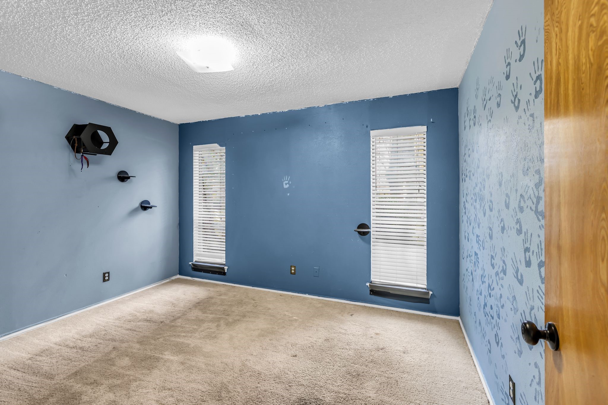 609 Kingsbridge Drive Garland TX 75040