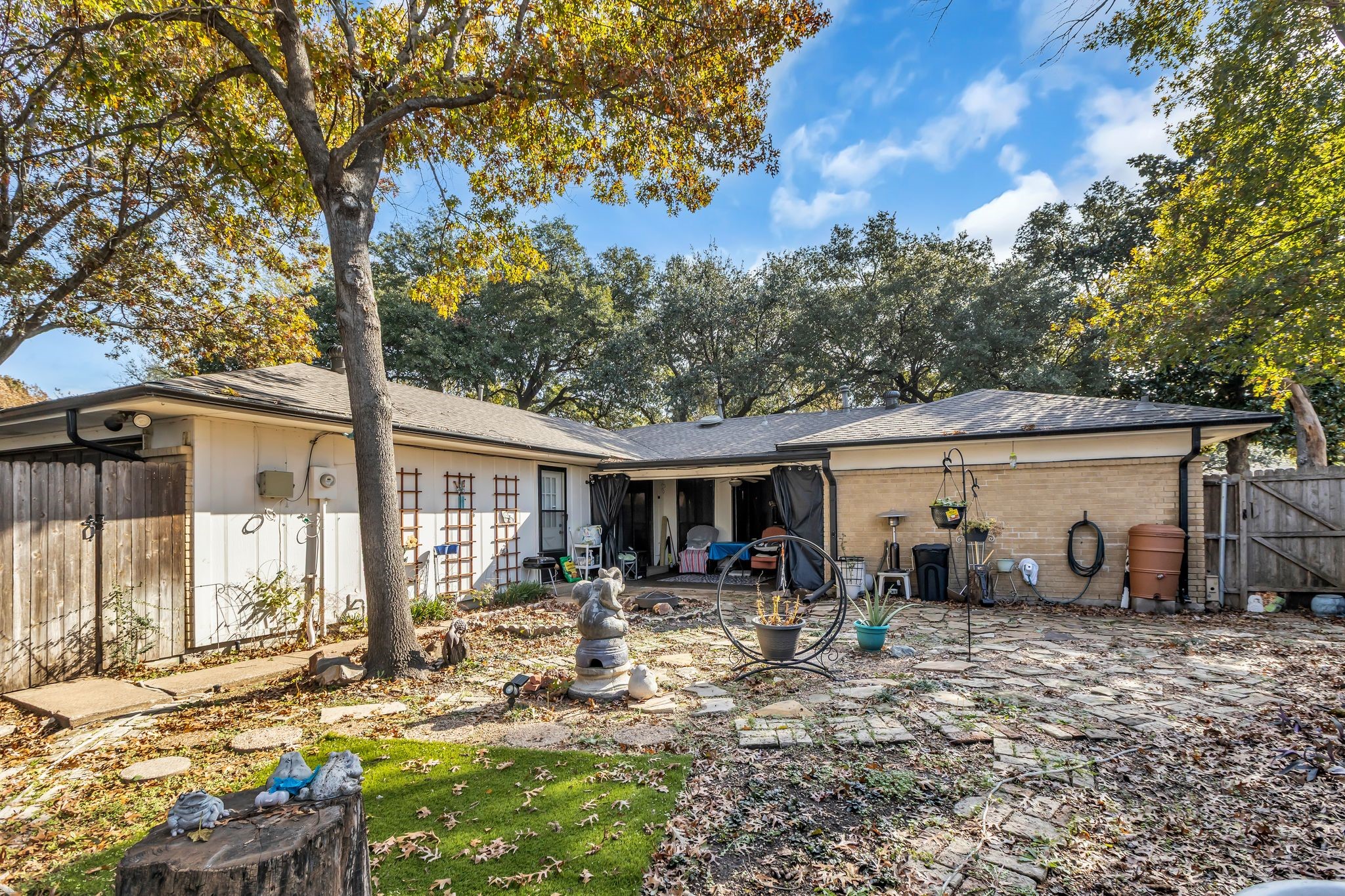 609 Kingsbridge Drive Garland TX 75040