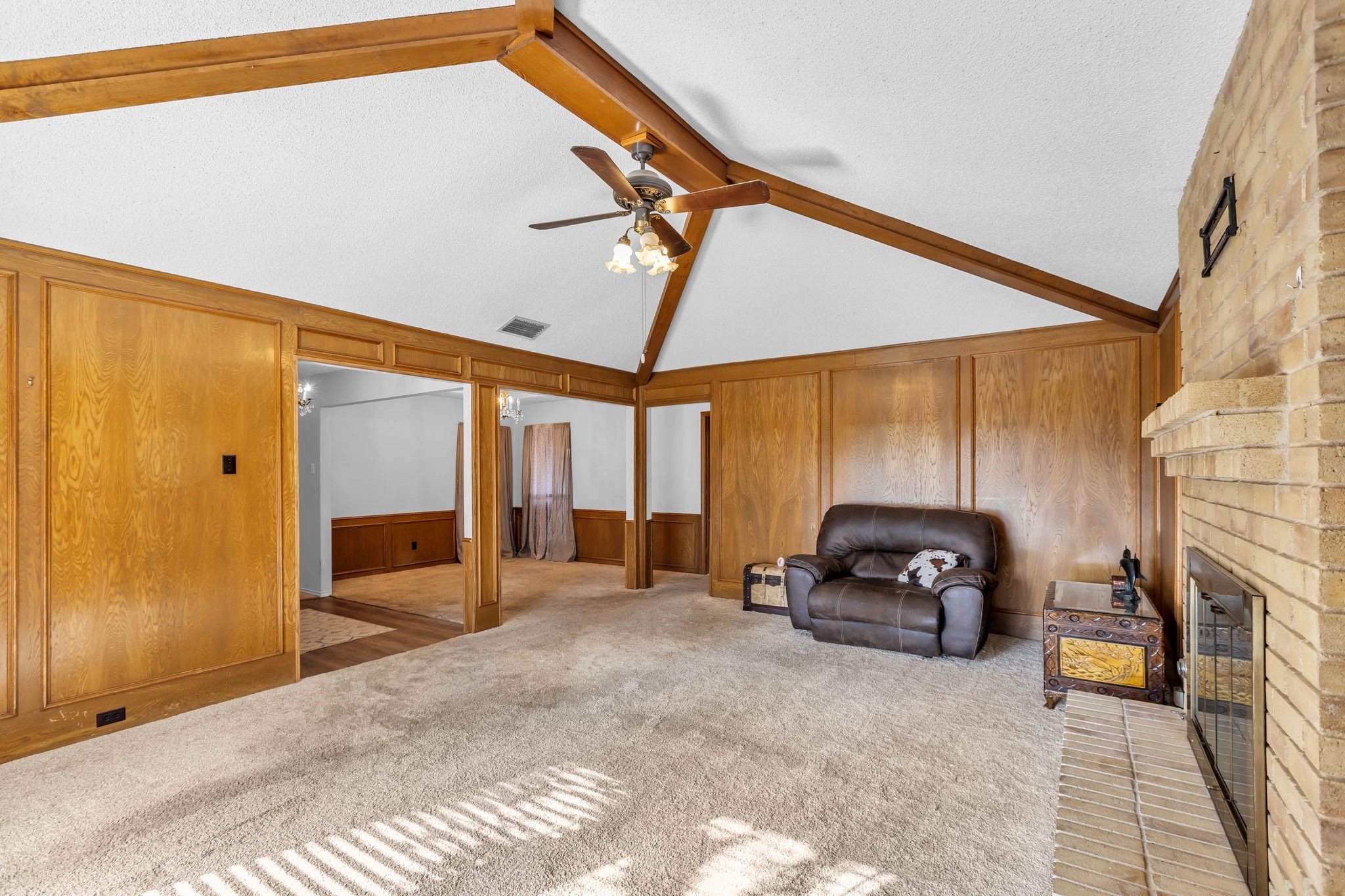 609 Kingsbridge Drive Garland TX 75040