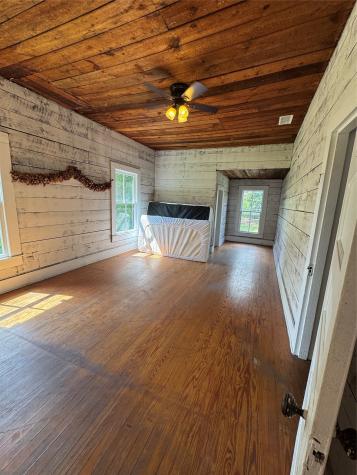 101 S Friou Street Jefferson TX 75657
