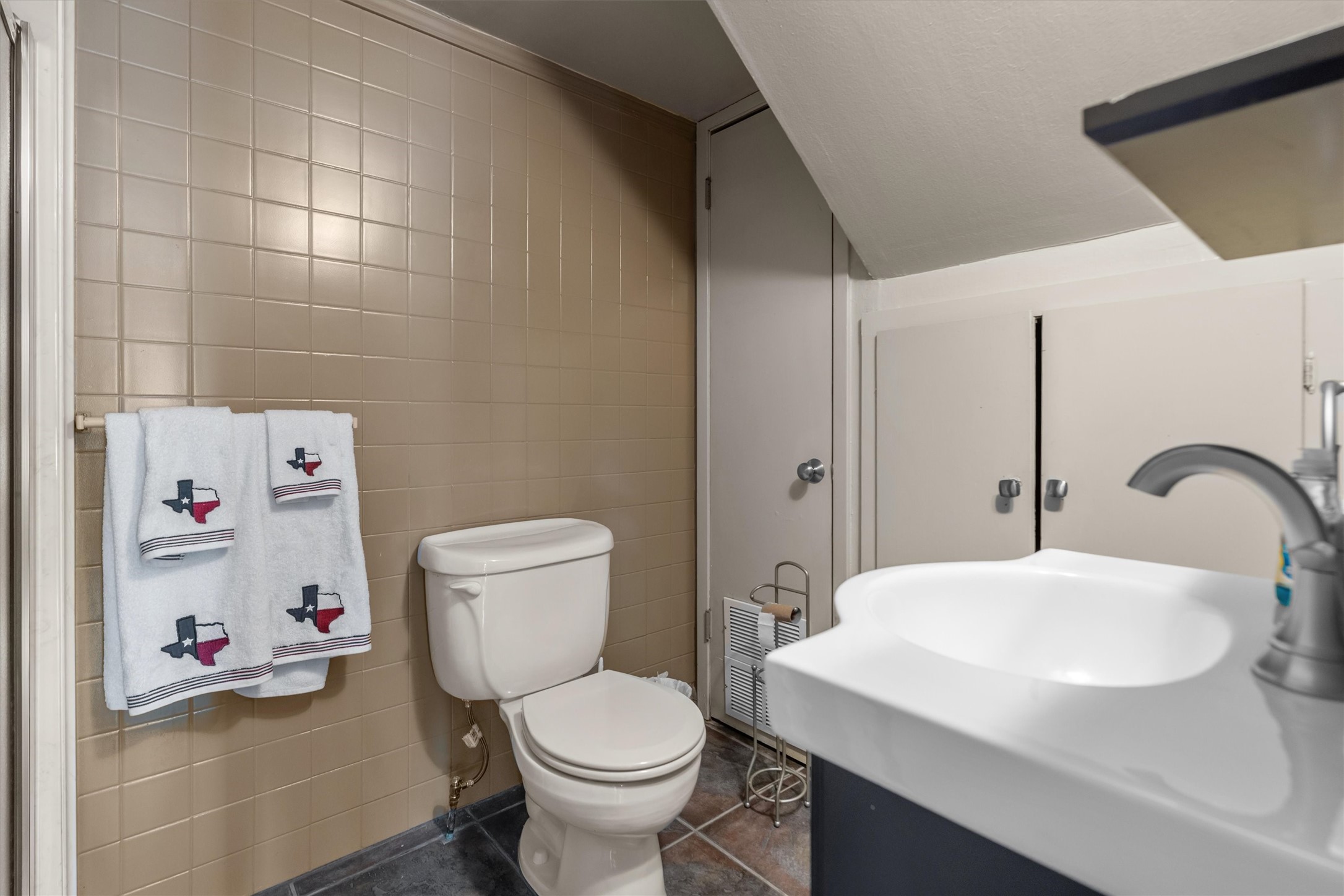 2526 Pounds Avenue Tyler TX 75701