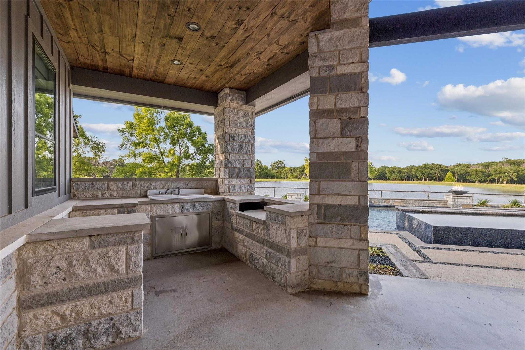 12877 Foutch Road Pilot Point TX 76258
