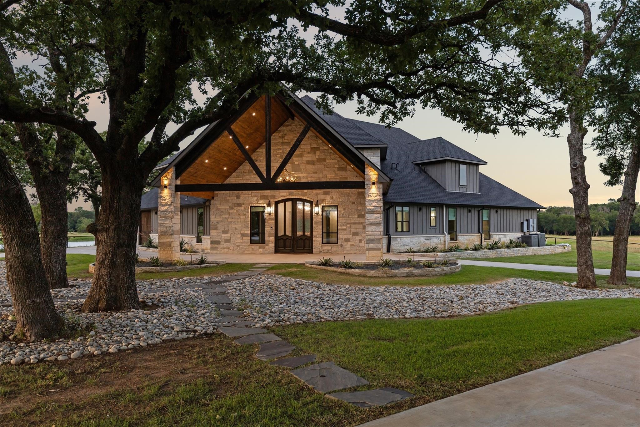 12877 Foutch Road Pilot Point TX 76258