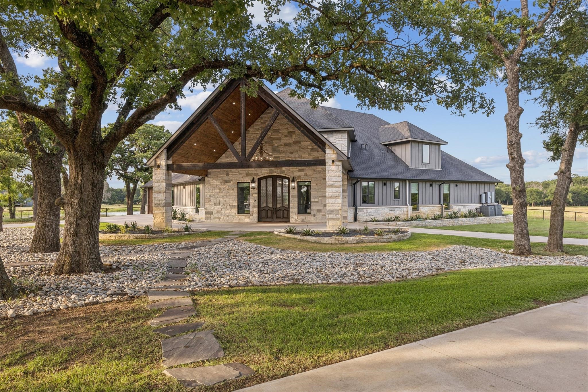 12877 Foutch Road Pilot Point TX 76258